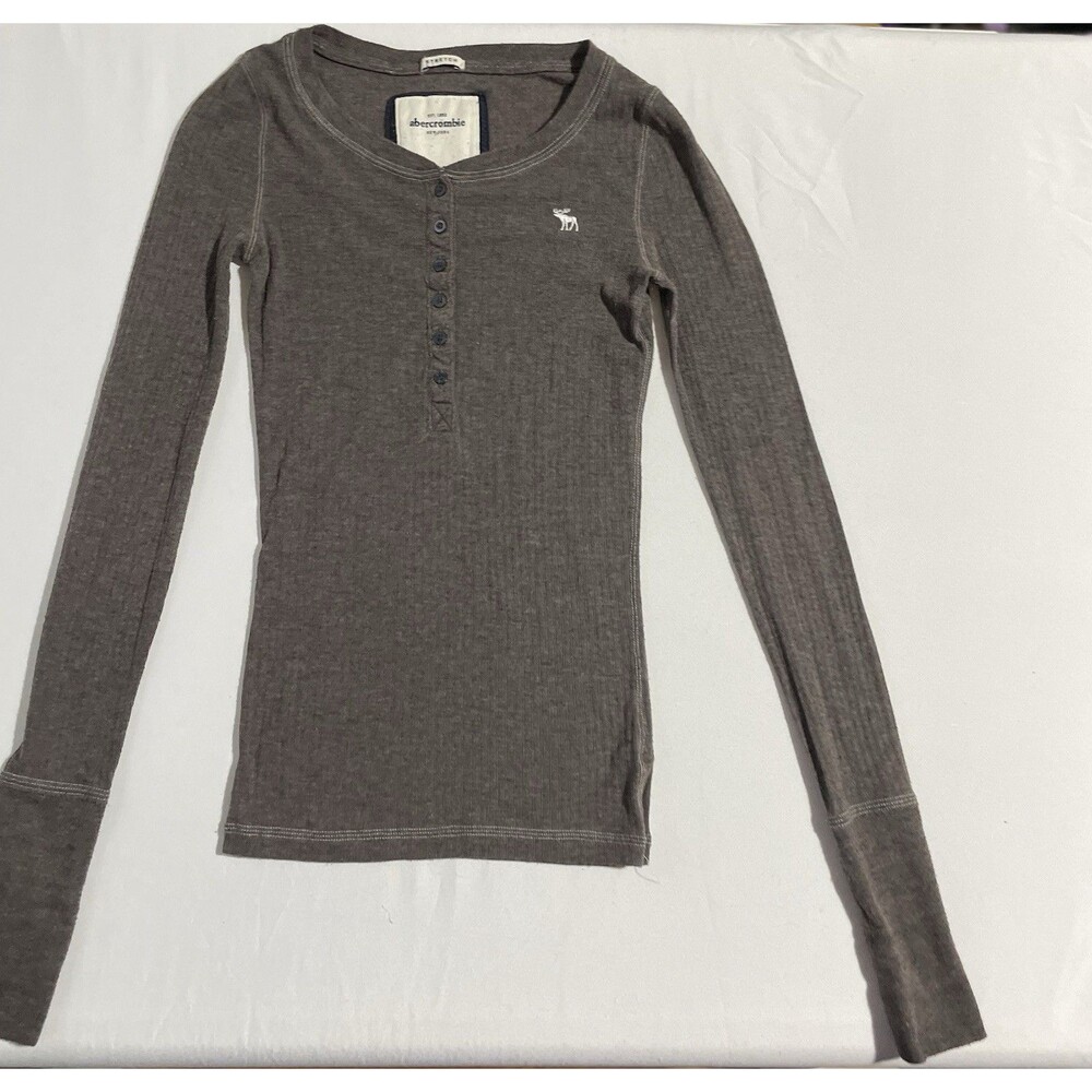 Abercrombie & Fitch Ribbed Knit Henley Button Moose Embroidered M